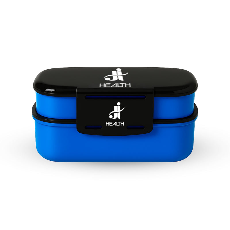 Marmita Box Fitness J&I Health de 1,93 litros, disponível nas cores rosa e azul. Ideal para transportar refeições equilibradas, com três divisórias removíveis e material resistente livre de BPA. Pode ser utilizada no micro-ondas e congelador, acompanha talheres.